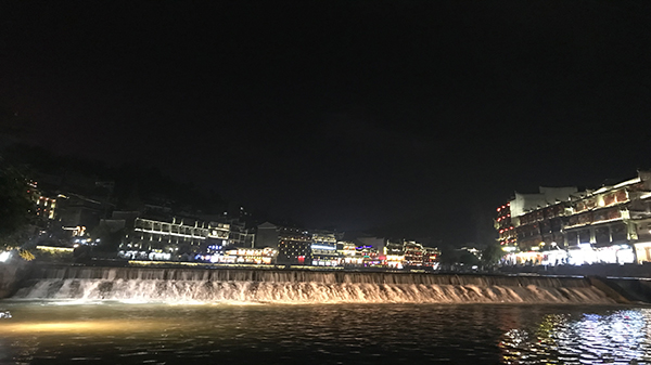 91香蕉视频APP下载轻量版IOS旅游